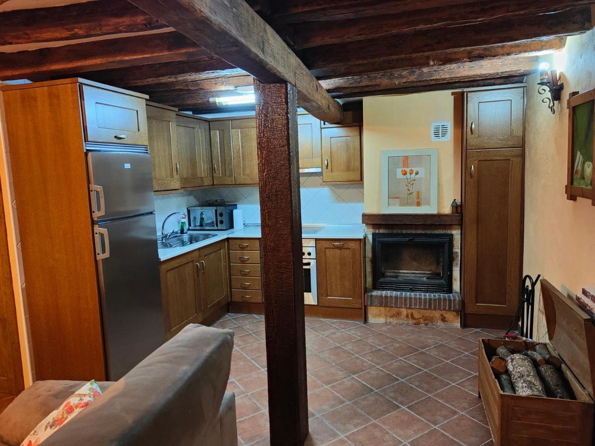 Tabanera del Monte Casa Vieja Tabanera A 8 Min De Segoiaゲストハウス エクステリア 写真