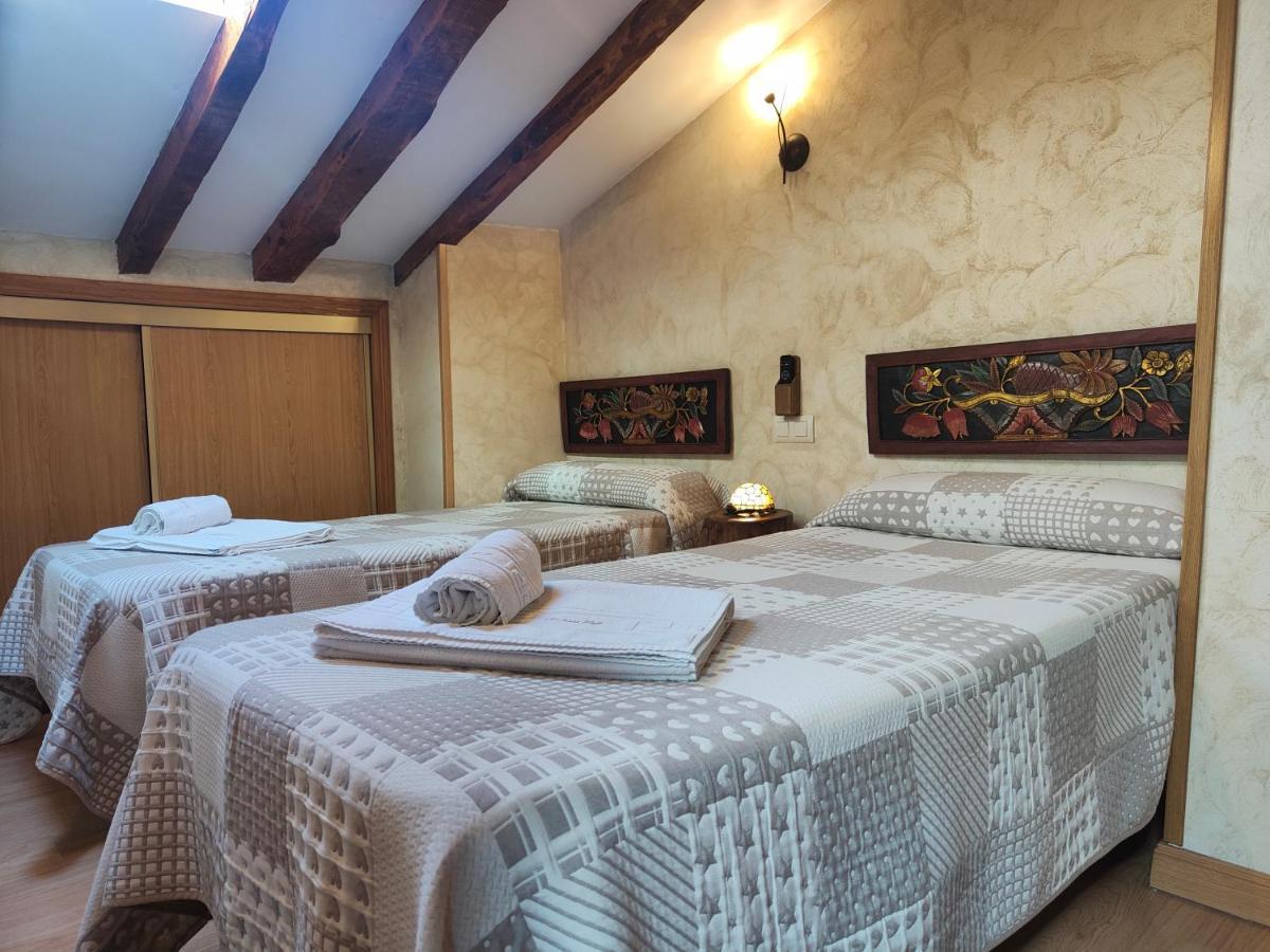 Tabanera del Monte Casa Vieja Tabanera A 8 Min De Segoiaゲストハウス エクステリア 写真