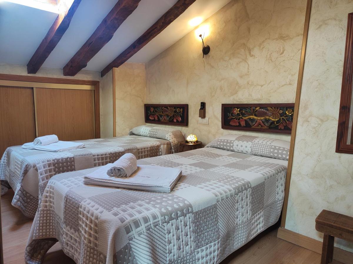 Tabanera del Monte Casa Vieja Tabanera A 8 Min De Segoiaゲストハウス エクステリア 写真