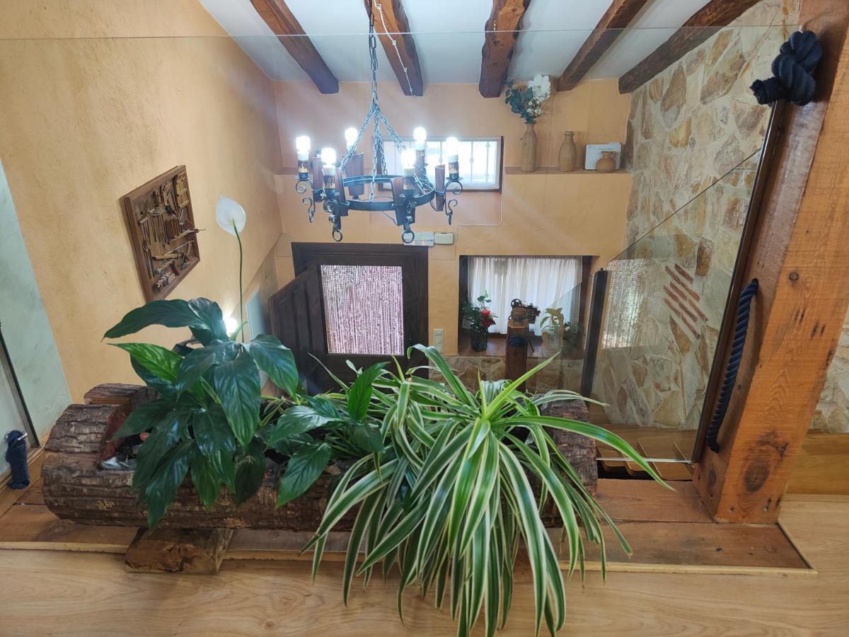 Tabanera del Monte Casa Vieja Tabanera A 8 Min De Segoiaゲストハウス エクステリア 写真