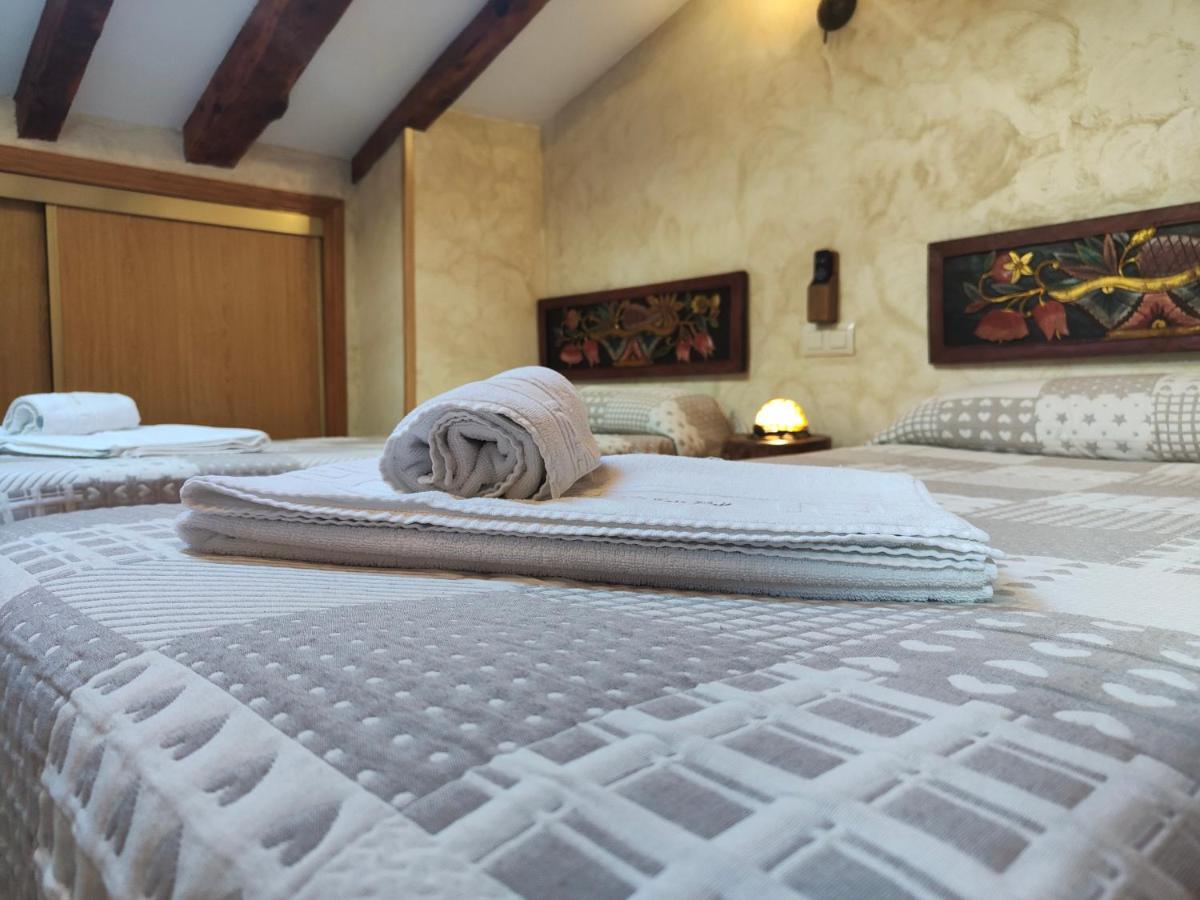 Tabanera del Monte Casa Vieja Tabanera A 8 Min De Segoiaゲストハウス エクステリア 写真