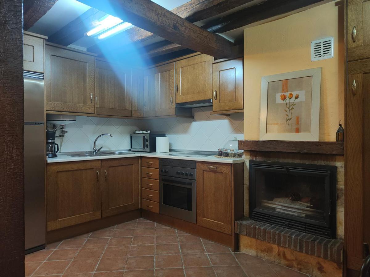 Tabanera del Monte Casa Vieja Tabanera A 8 Min De Segoiaゲストハウス エクステリア 写真